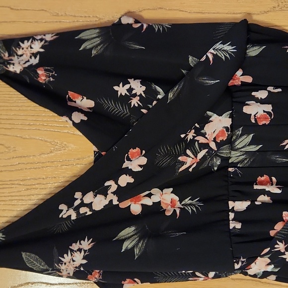 Rue 21 romper - Picture 3 of 5